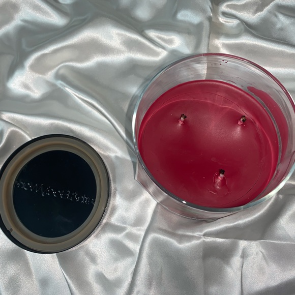 Bath and Body Works Warm Apple Pie 3 Wick Candle - Picture 3 of 4